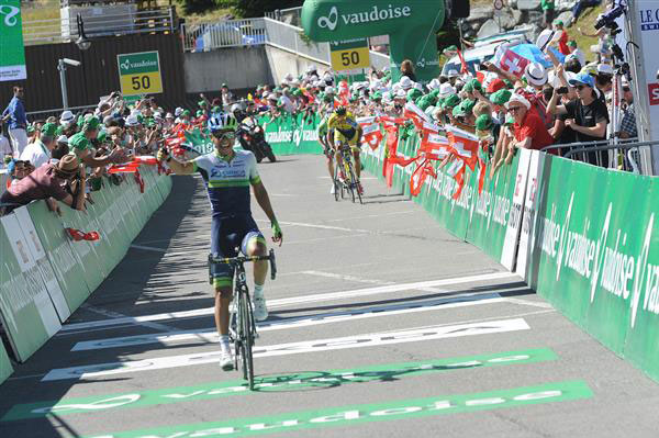 Johan Chavez wins stage 8